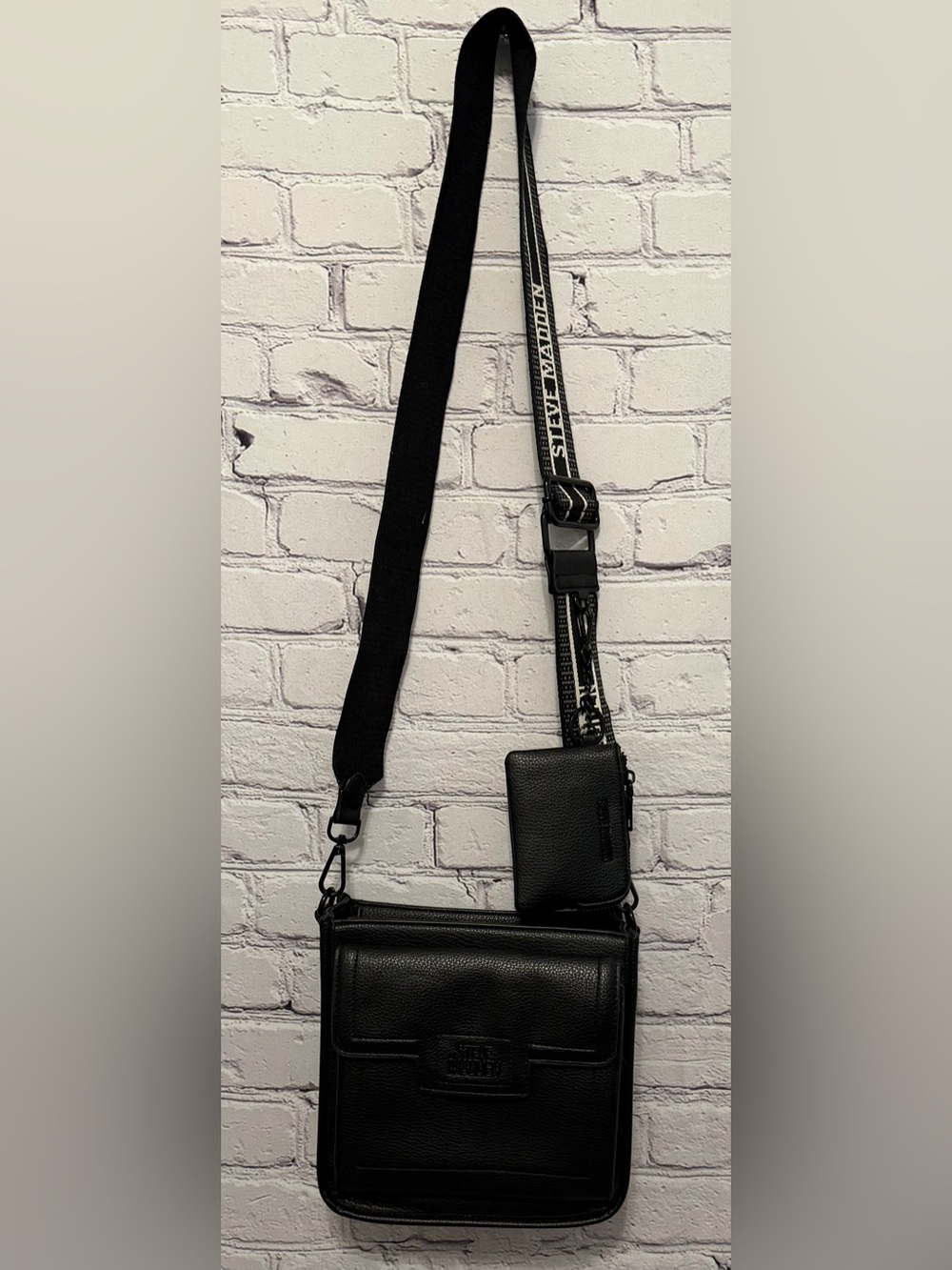 STEVE MADDEN Black Crossbody Bag with Removable Coin Pouch